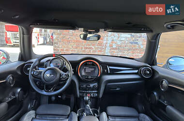 Хетчбек MINI Hatch 2015 в Рівному
