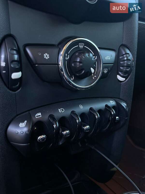 Хэтчбек MINI Hatch 2011 в Одессе