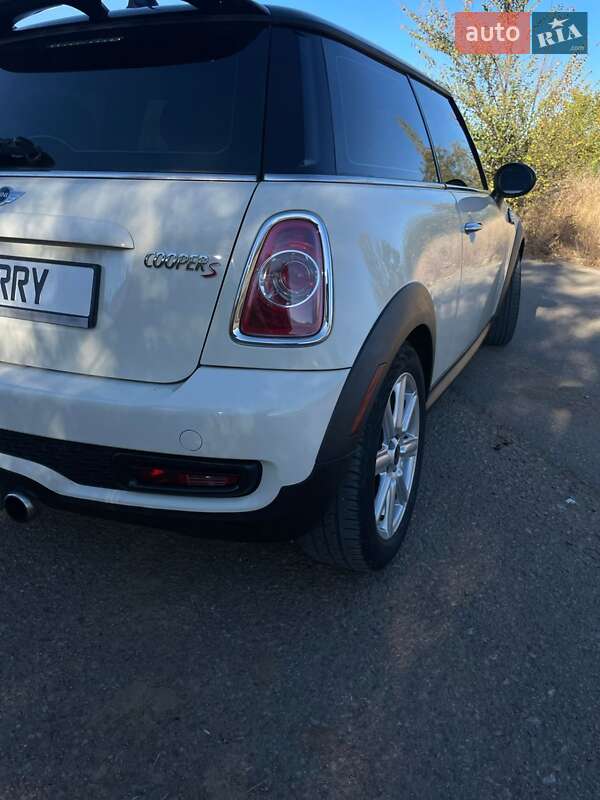 Хэтчбек MINI Hatch 2011 в Одессе