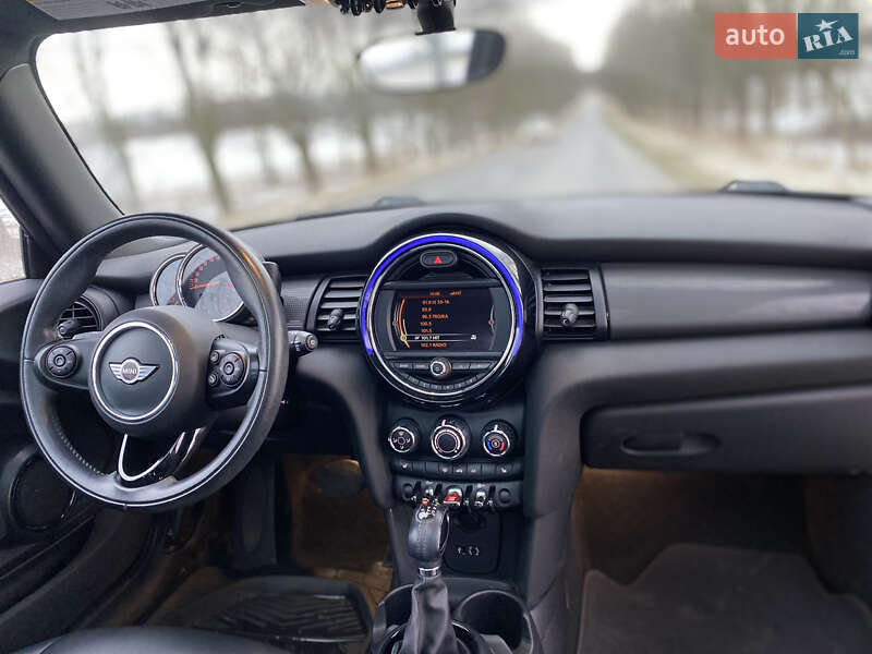 Хэтчбек MINI Hatch 2017 в Львове