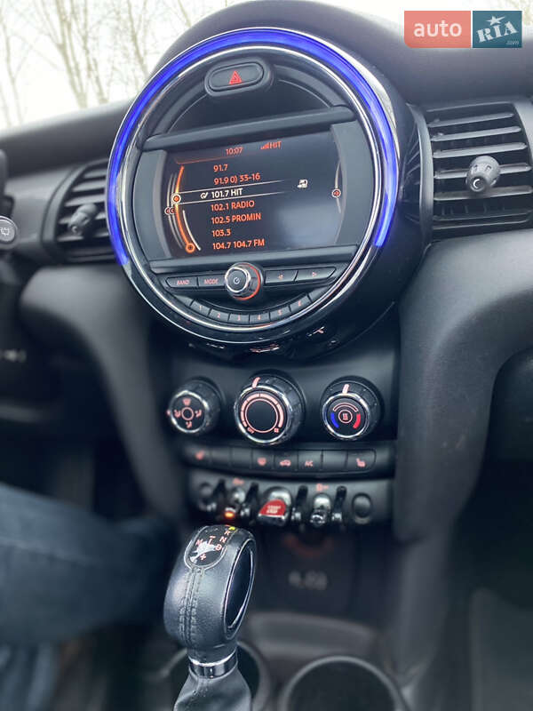 Хэтчбек MINI Hatch 2017 в Львове