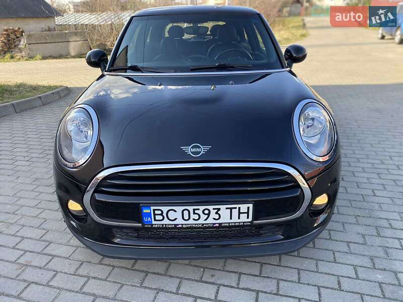 Хэтчбек MINI Hatch 2017 в Львове