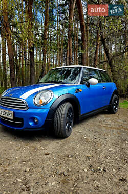 MINI Hatch  2012