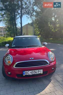 Хэтчбек MINI Hatch 2007 в Львове