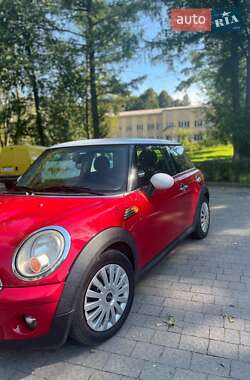 Хэтчбек MINI Hatch 2007 в Львове