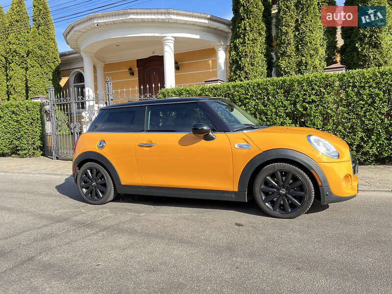 MINI Hatch