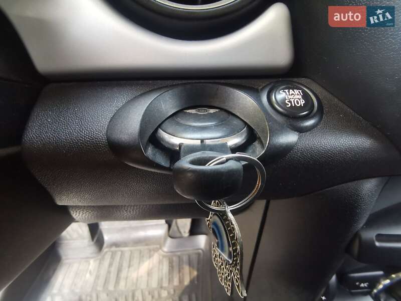 Хэтчбек MINI Hatch 2013 в Николаеве
