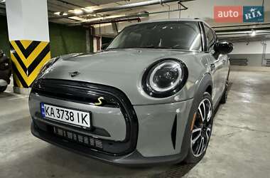 MINI Hatch  2021