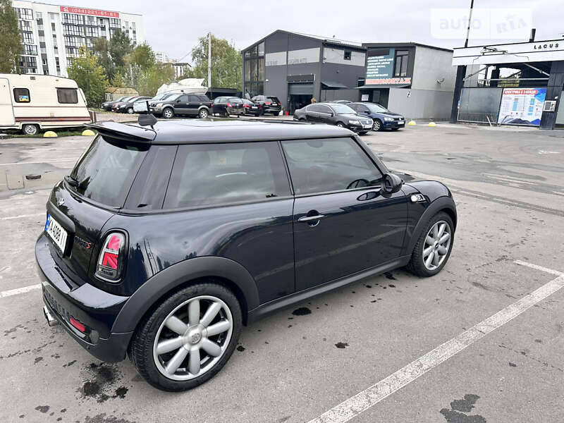 Хетчбек MINI Hatch 2007 в Києві