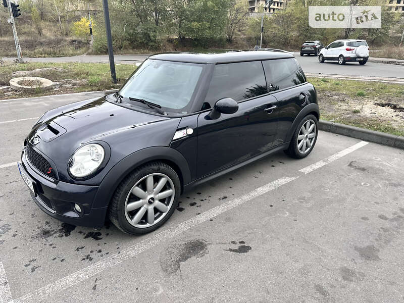 Хетчбек MINI Hatch 2007 в Києві