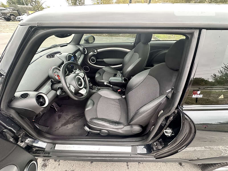 Хетчбек MINI Hatch 2007 в Києві