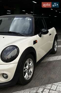 MINI Hatch  2013