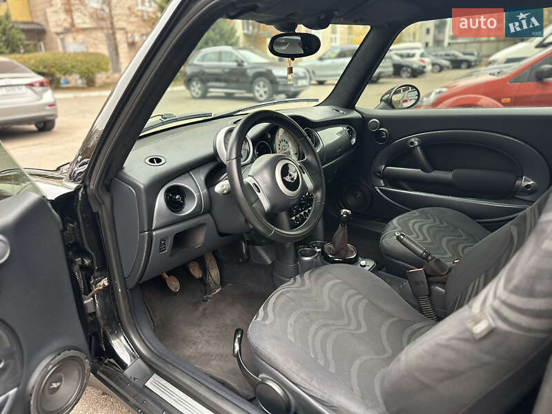 Хетчбек MINI Hatch 2002 в Києві