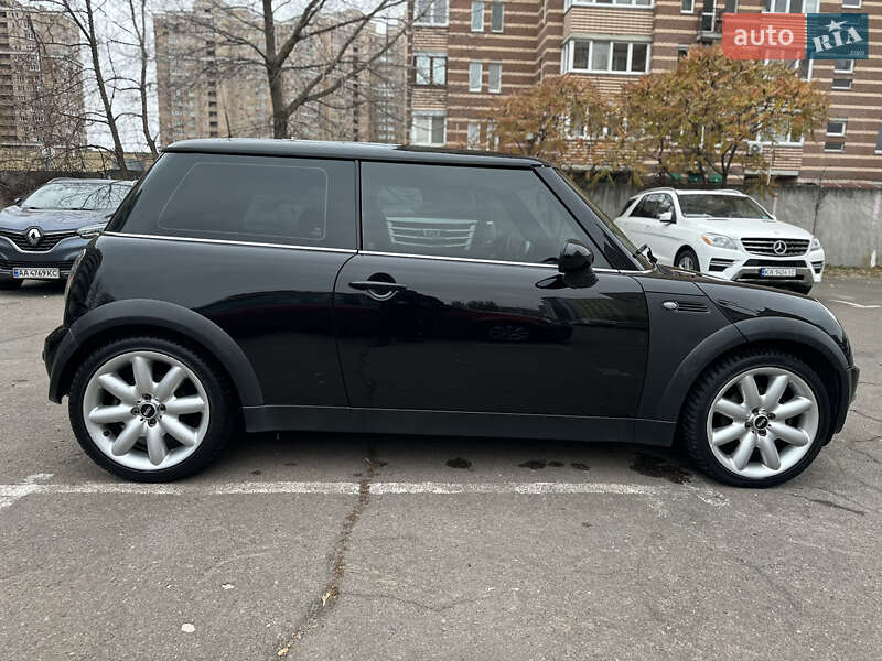 Хетчбек MINI Hatch 2002 в Києві