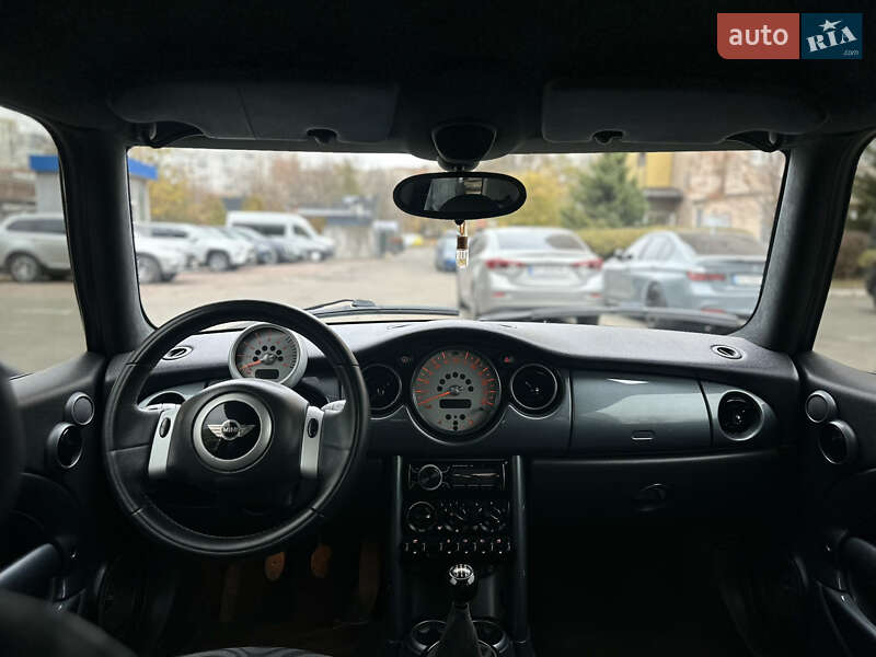 Хетчбек MINI Hatch 2002 в Києві