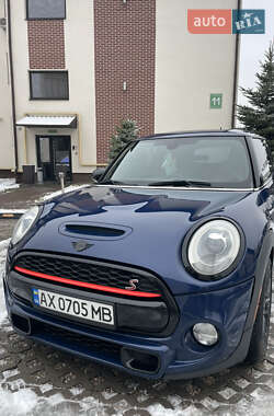 MINI Hatch  2014