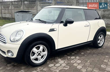 MINI Hatch  2008
