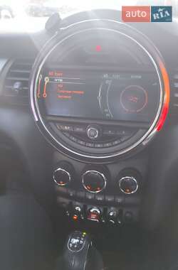 Хетчбек MINI Hatch 2016 в Києві
