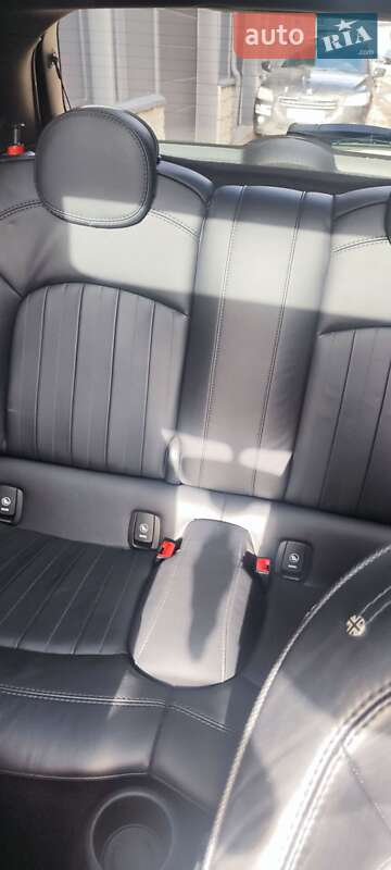 Хетчбек MINI Hatch 2016 в Києві