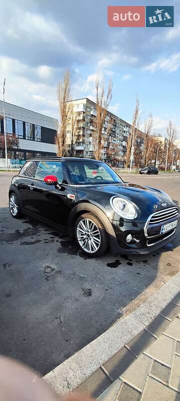 Хетчбек MINI Hatch 2016 в Києві