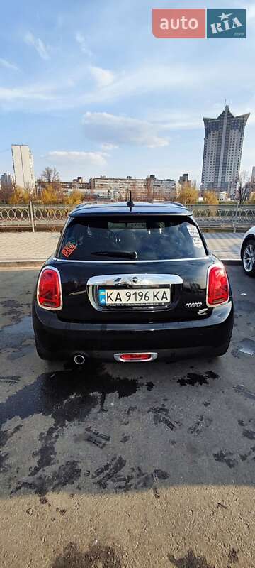 Хетчбек MINI Hatch 2016 в Києві