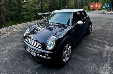 MINI Hatch  2003