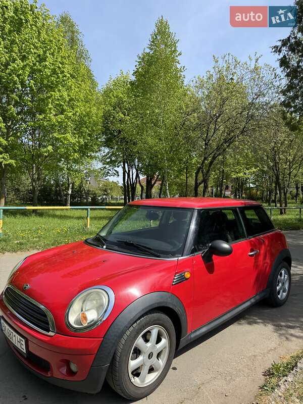 Хэтчбек MINI Hatch 2009 в Ровно