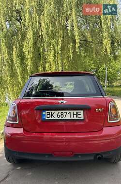 Хэтчбек MINI Hatch 2009 в Ровно