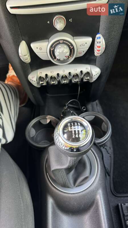 Хэтчбек MINI Hatch 2009 в Ровно