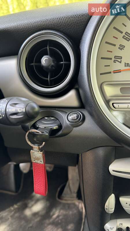 Хэтчбек MINI Hatch 2009 в Ровно