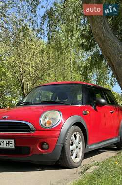 MINI Hatch  2009