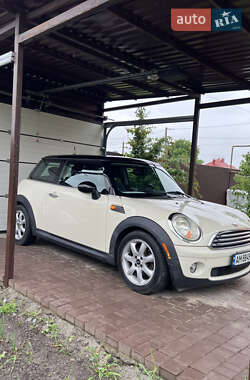 MINI Hatch  2010