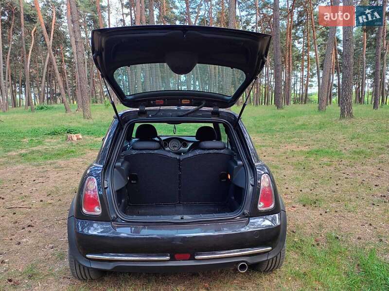 MINI Hatch 2005 MINI Hatch 2005