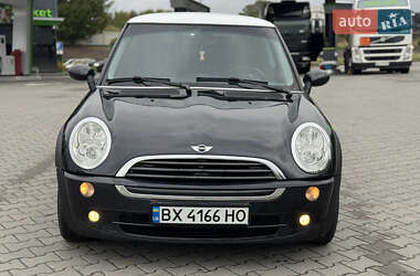MINI Hatch  2005