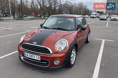 MINI Hatch  2012