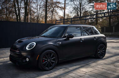 Хетчбек MINI Hatch 2017 в Києві