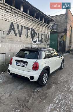 Хэтчбек MINI Hatch 2015 в Одессе