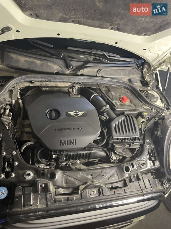 Хэтчбек MINI Hatch 2015 в Одессе
