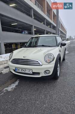 MINI Hatch  2008