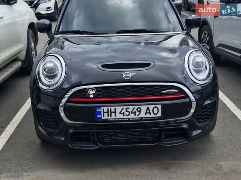 Хэтчбек MINI Hatch 2019 в Одессе Хэтчбек MINI Hatch 2019 в Одессе