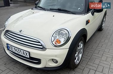 MINI Hatch  2012