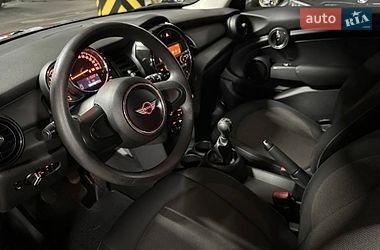 Хетчбек MINI Hatch 2016 в Києві