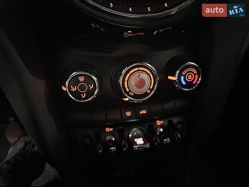 Хетчбек MINI Hatch 2016 в Києві