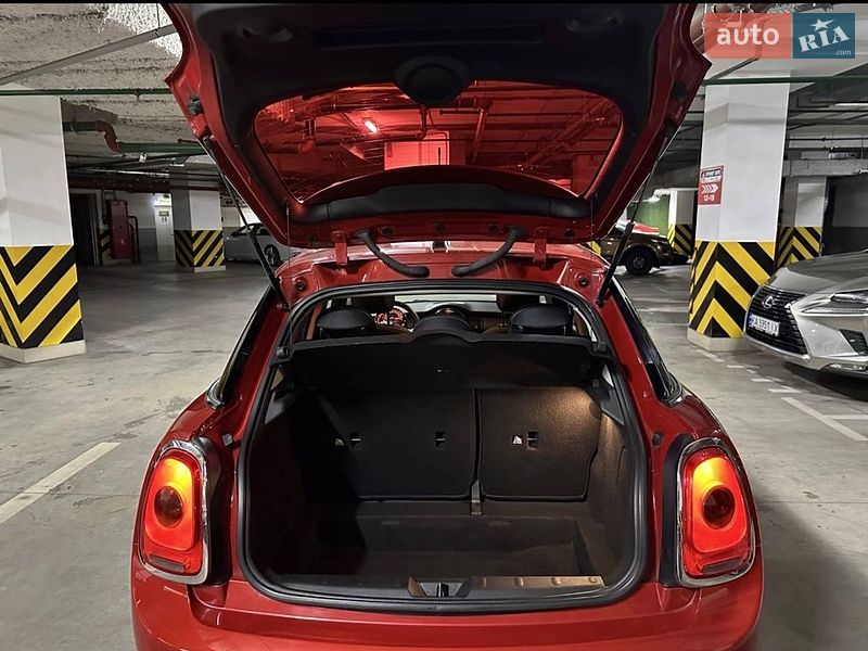 Хетчбек MINI Hatch 2016 в Києві