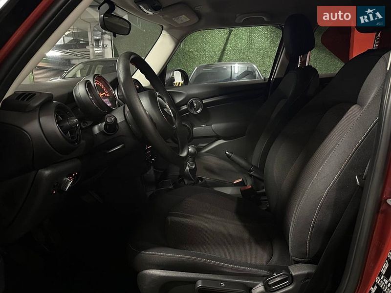 Хетчбек MINI Hatch 2016 в Києві
