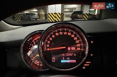 Хетчбек MINI Hatch 2016 в Києві