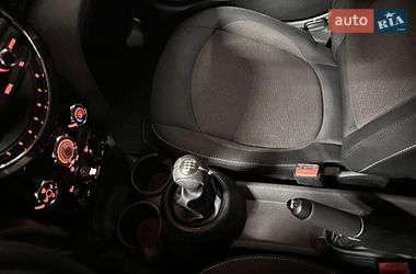 Хетчбек MINI Hatch 2016 в Києві