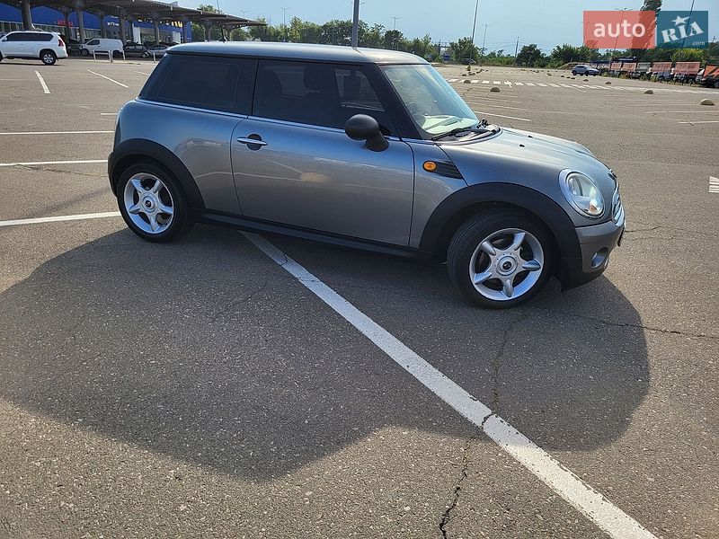 Хэтчбек MINI Hatch 2010 в Одессе
