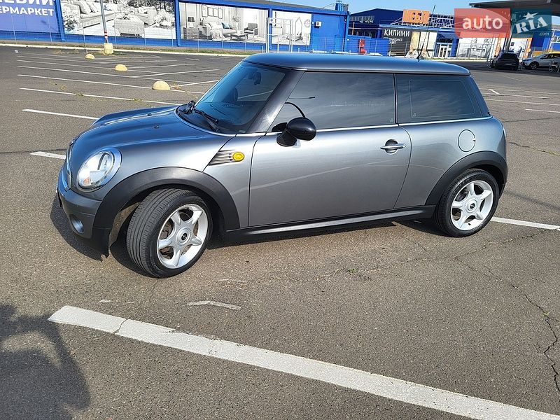 Хэтчбек MINI Hatch 2010 в Одессе