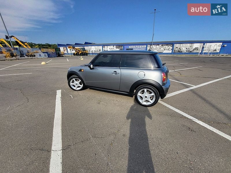Хэтчбек MINI Hatch 2010 в Одессе